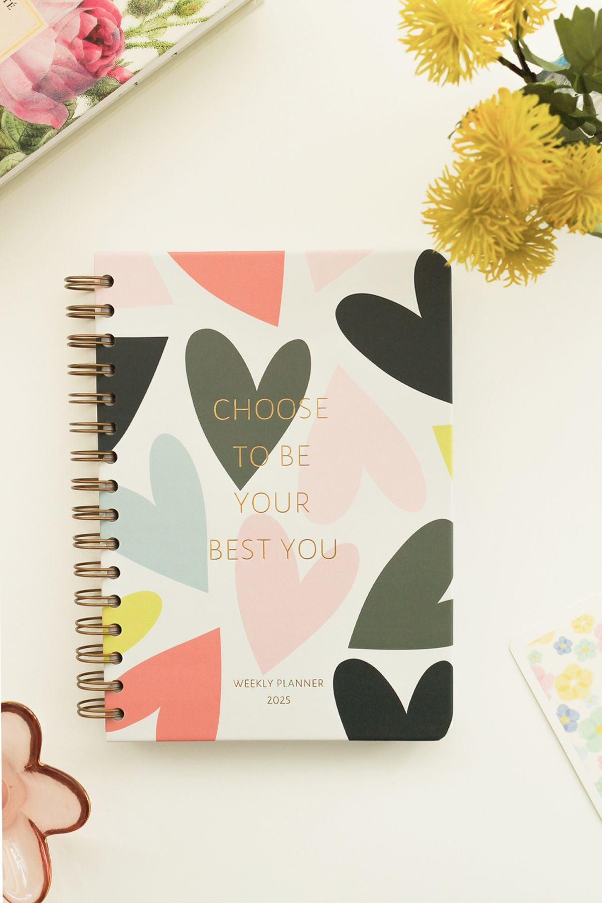 Matt Notebook 2025 Yılı A5 Ajanda Spiralli 15x21 cm - 12 Aylık Papatyalar