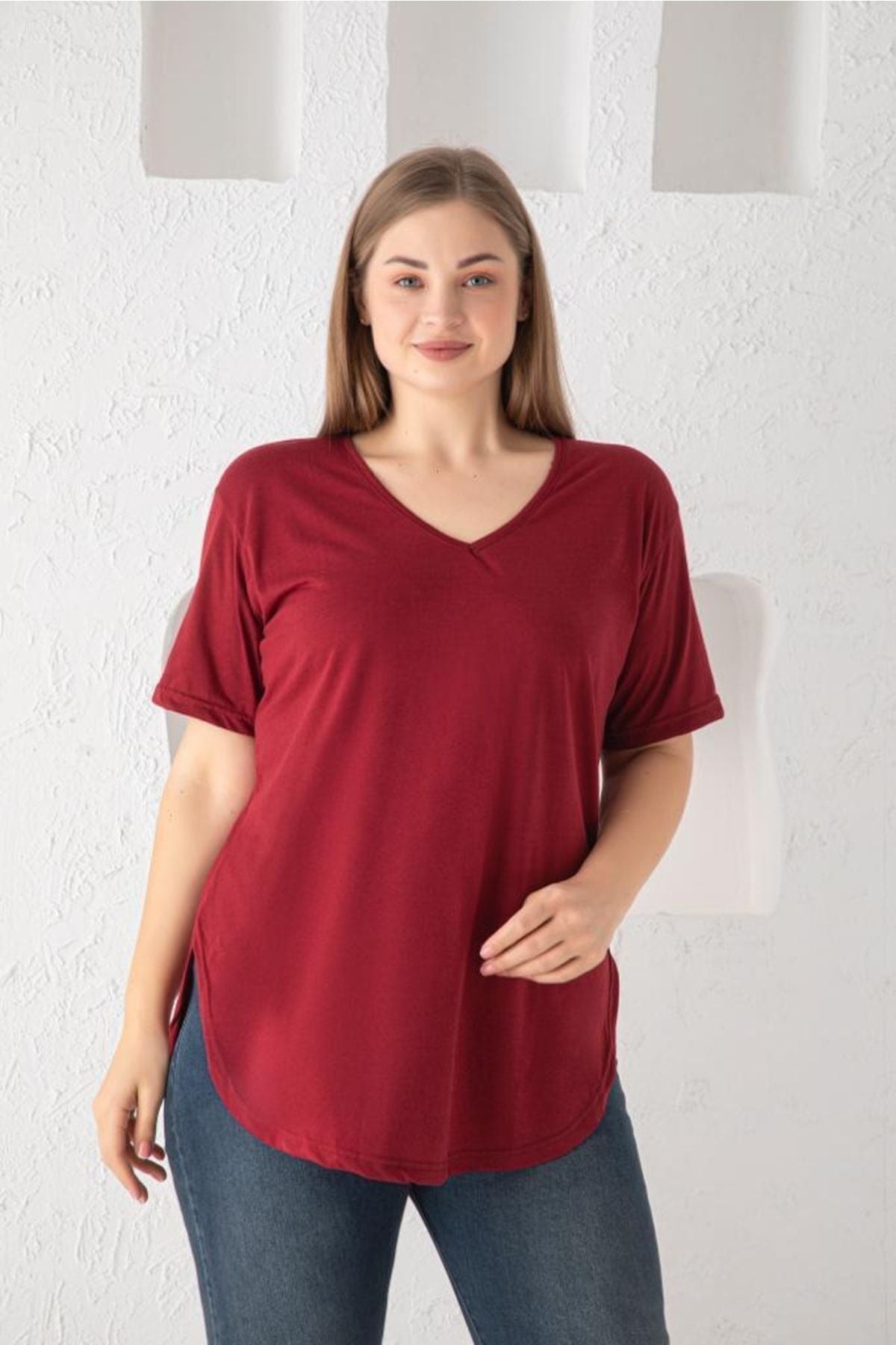 Trendbade Butik Kadın V Yaka Büyük Beden T-shirt Siyah