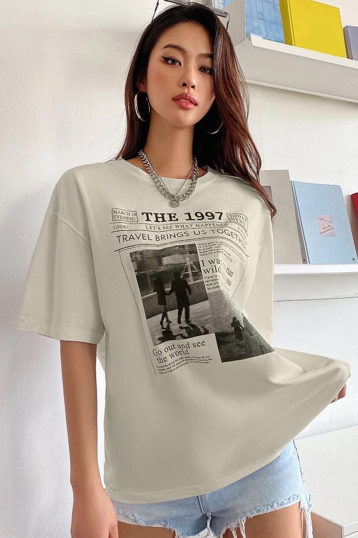 MODAGEN Kadın Bej The 1997 Baskılı Oversize T-shirt